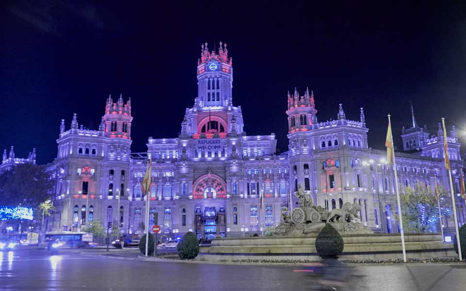 Madrid A Natale.Migliaia Di Luci Illuminano Il Natale Di Madrid Mete E Itinerari La Vacanza In Camper Pleinair