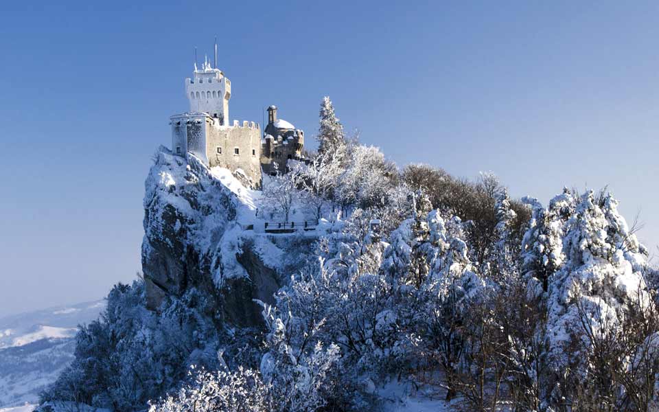 Stella Di Natale San Marino.Un Natale Stellato Eventi La Vacanza In Camper Pleinair