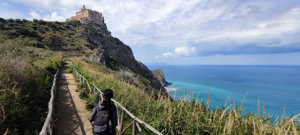 Sicilia-Messinese-Santuario della Madonna di Tindari-sentiero-trekking- mare