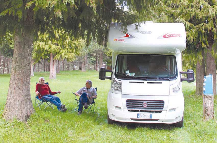 Due uomini e un camper