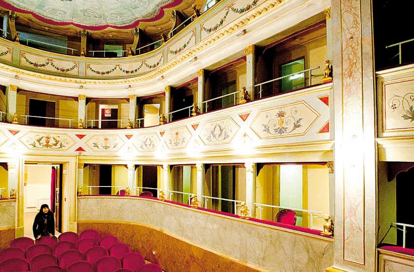 20220504-Marche-Fano-Pesaro-Urbino-Mondavio-Teatro-Apollo