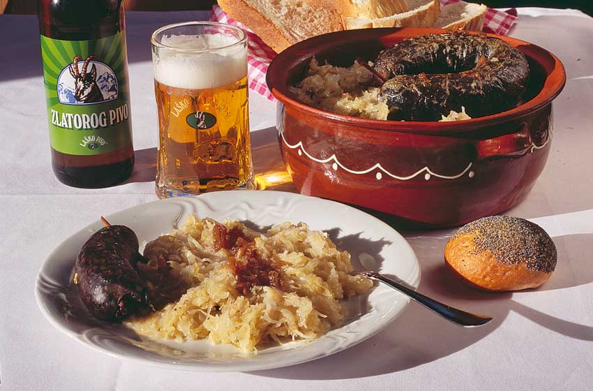 20220504_Kranjska-Gora_Pri-Martinu-sanguinaccio-e-crauti