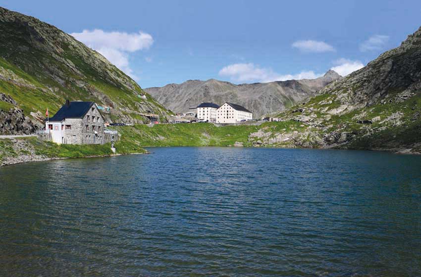 20220511-Svizzera-Vallese-Gran San Bernardo-Lago e Ospizio