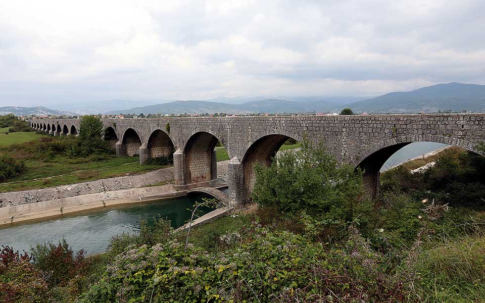 20220207_Niksic_ponte Tzars o dell'imperatore, sul fiume Zeta