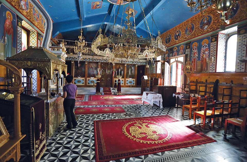 L’interno del monastero di Monì Katharon