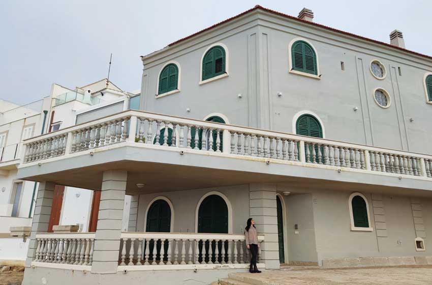 Sicilia-Punta Secca-casa di Montalbano esterno