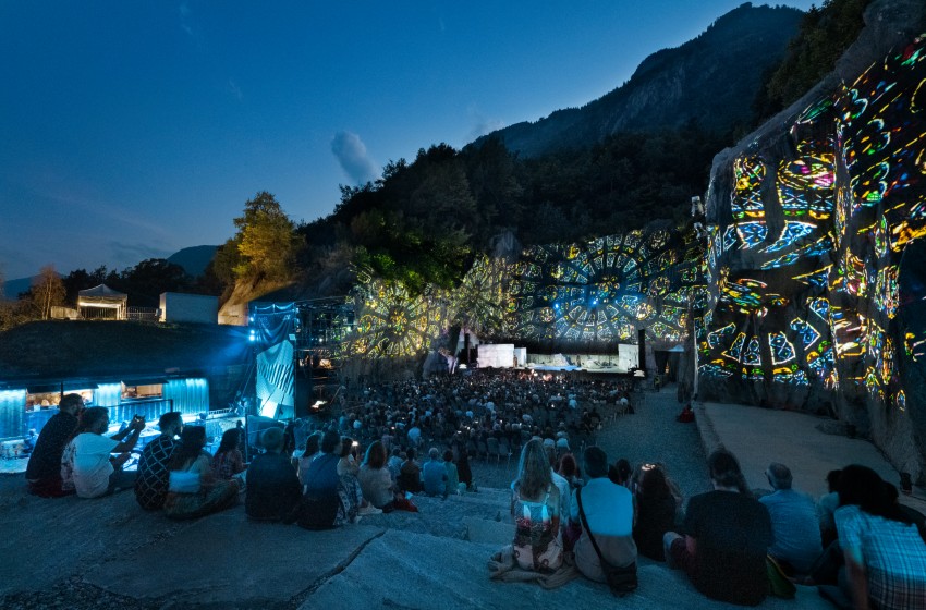 Piemonte-Val d'Ossola-Tones Teatro Natura