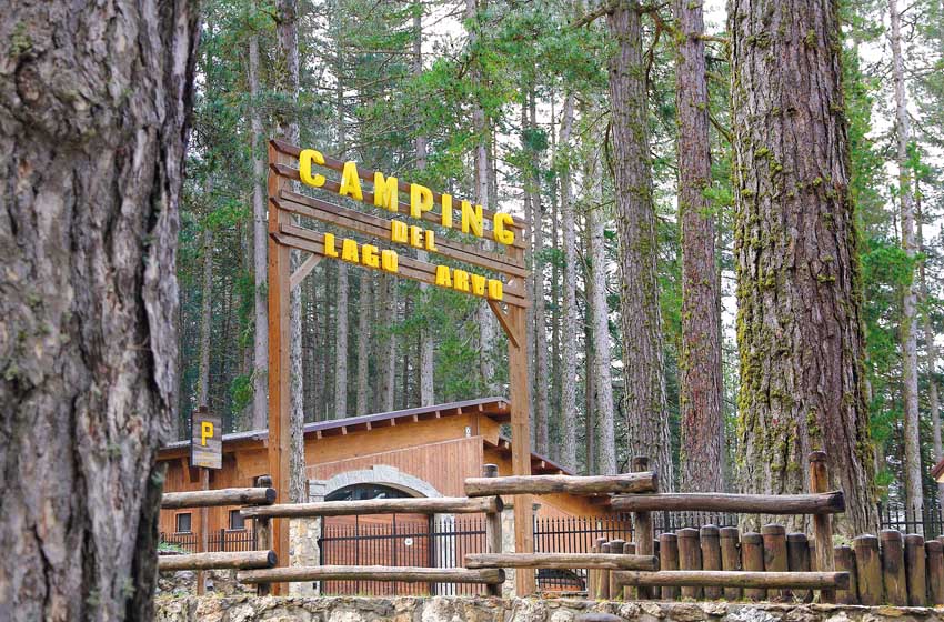 Ingresso camping lago Arvo, Calabria