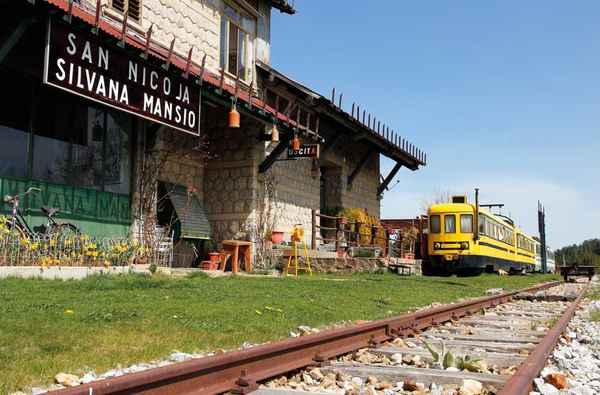 stazione ferroviaria di San Nicola Silvana Mansio, Calabria