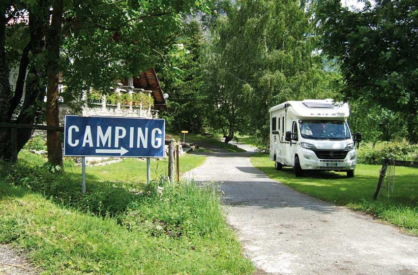 Courmayeur-Campeggio Tronchei-camper