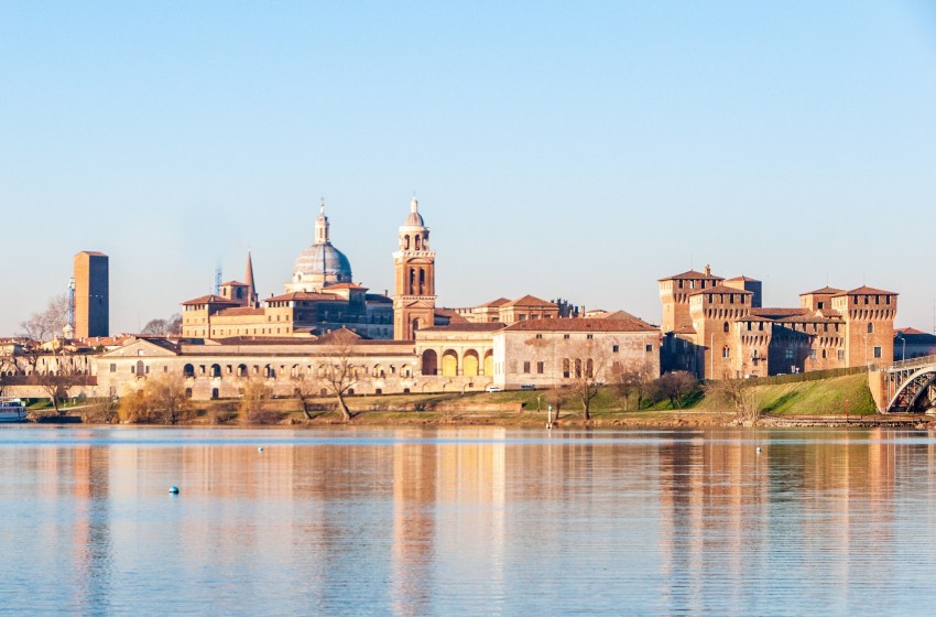 Lombardia-Mantova-panorama-Mincio