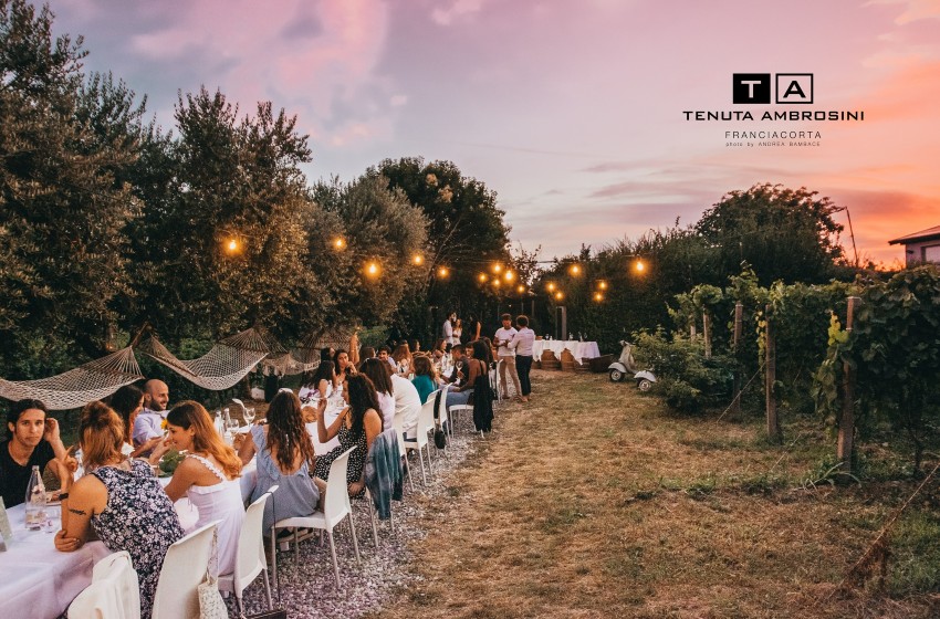 Lombardia-Cazzago San Martino-Tenuta Ambrosini-aperitivo in vigna