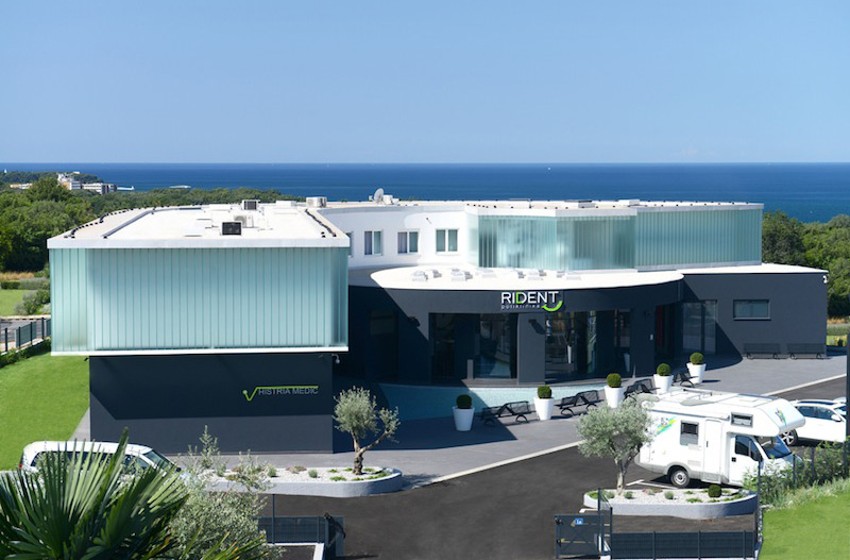Croazia-Istria-Parenzo-Rident-cure dentali-camper