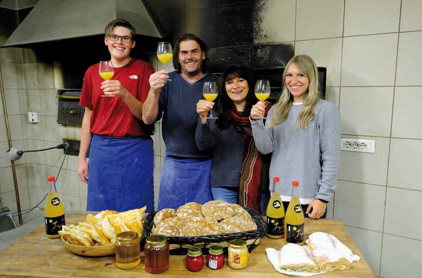 Alto Adige-Tesimo-Panificio Contadino della famiglia Gasser-panettieri