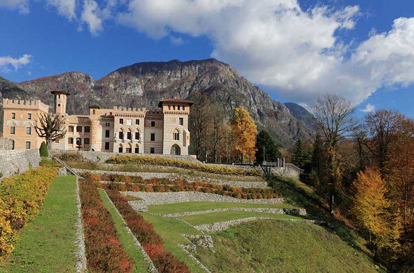 Friuli Venezia Giulia-Castelllo Ceconi-Pielungo-autunno-Alpi Carniche-foliage-alberi