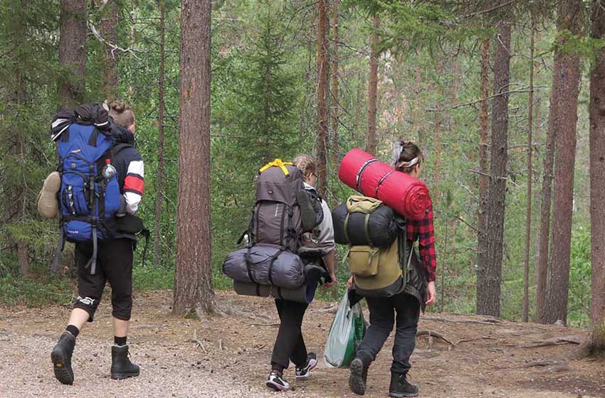 Finlandia-escursionisti-Parco Nazionale di Oulanka-zaini