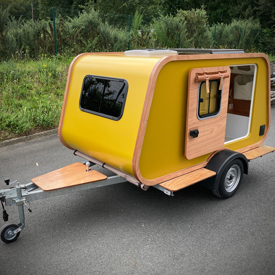 Carapate mini caravan side