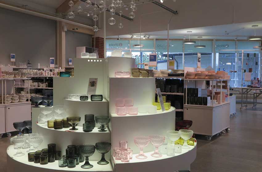Finalndia-Iittalal- interno di un negozio di oggettistica a Iittala
