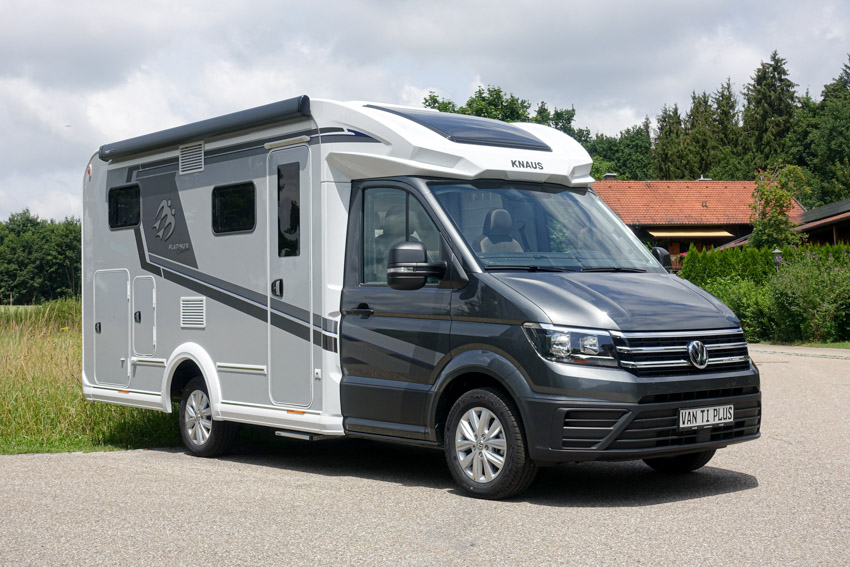 Knaus Van TI Plus 650 MEG Platinum Selection, semintegrale compatto in sosta 