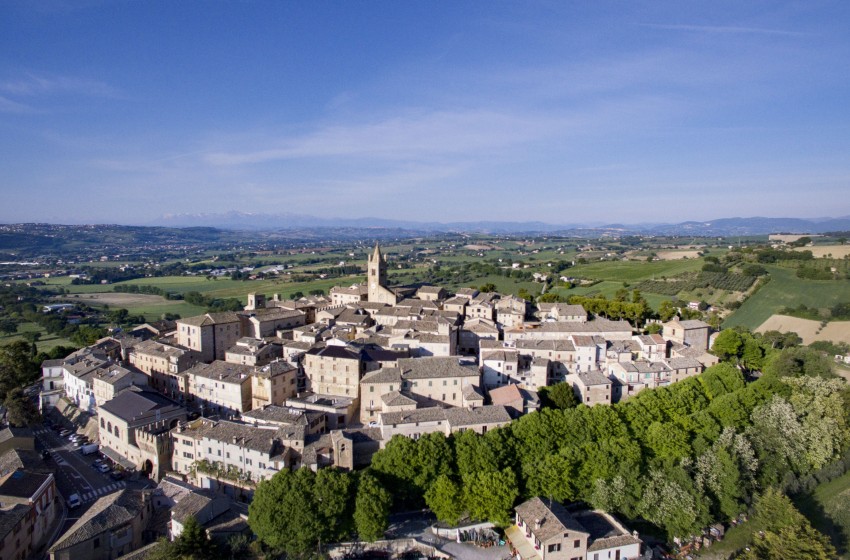 Marche-Montecassiano-panorama