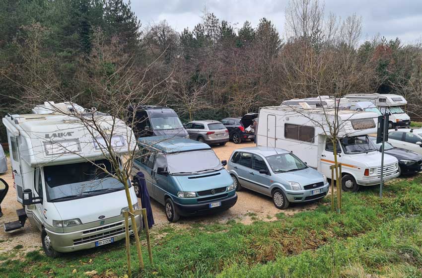 Toscana-San Casciano dei Bagni-Parcheggio accessibile ai camper in Via Parco delle Sorgenti