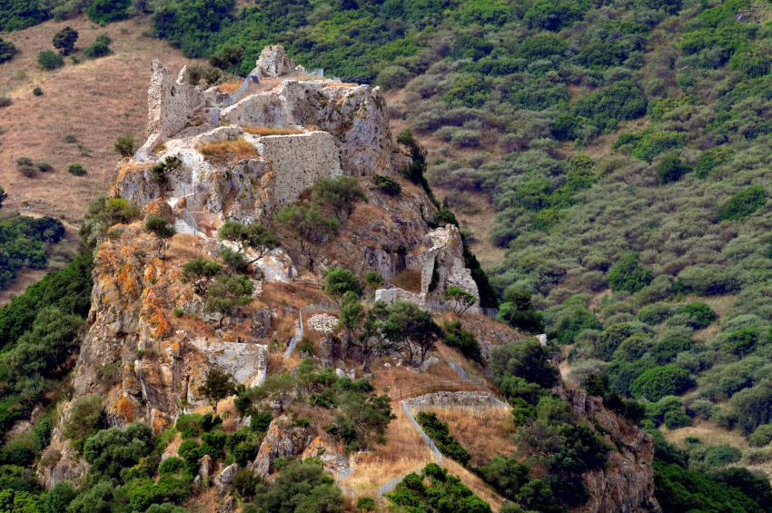 Sardinien-Galtellì-Burg von oben – Ruinen