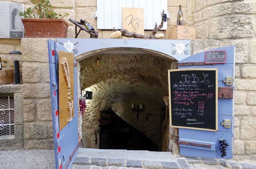 Chateneuf-du-Pape-Ingresso-enoteca