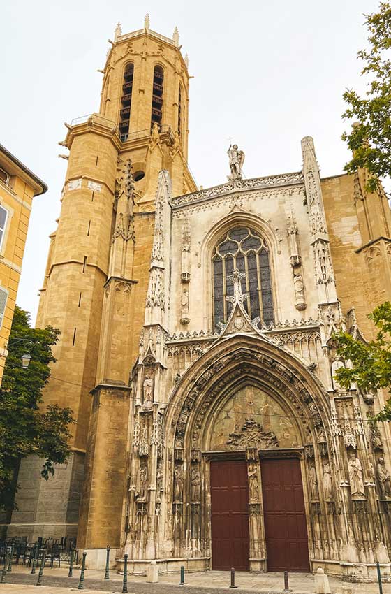 cattedrale-saint-sauveur