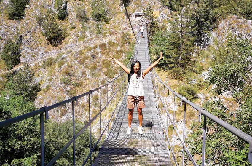 Molise-Roccamandolfi-Ponte Tibetano
