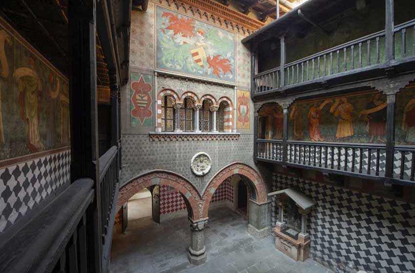 Lombardia-Brescia-Castello Bonoris, cortile interno- autore Rapuzzi