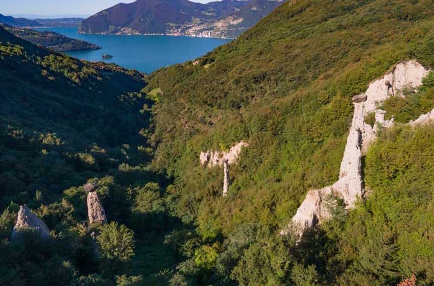 Lombardia-Brescia-Piramidi di Zone