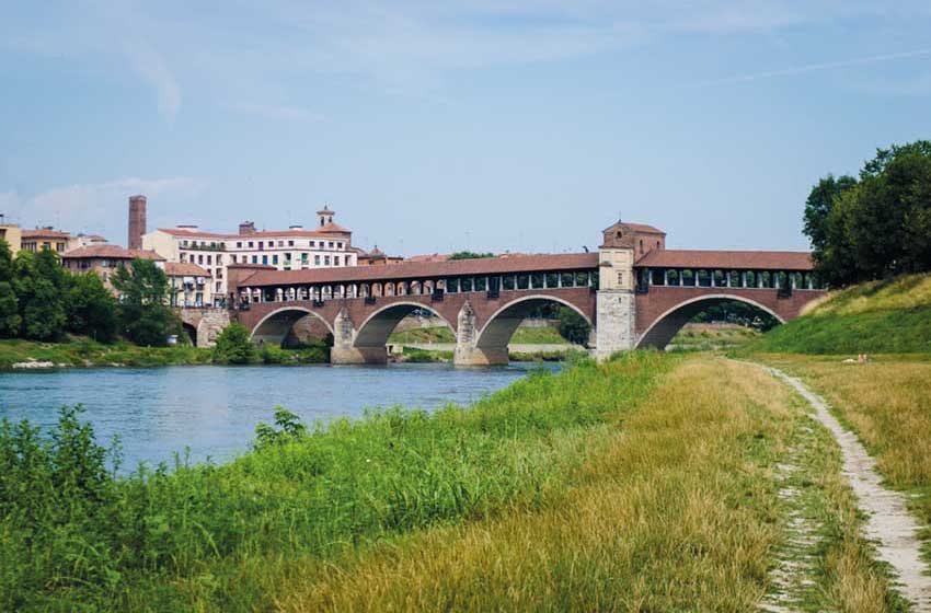 Lombardia-Pavia-Ponte coperto lungo la Via Francigena 