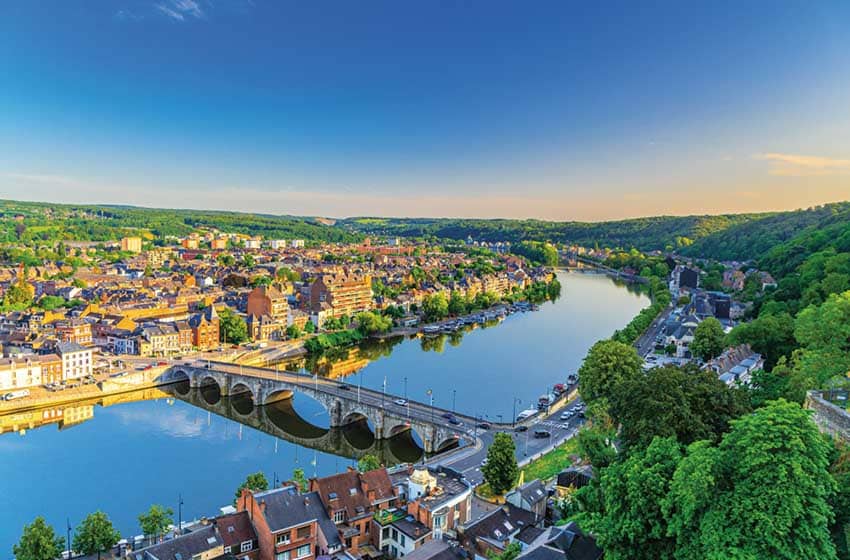 Belgio: panoramica di Namur, città principale della Vallonia