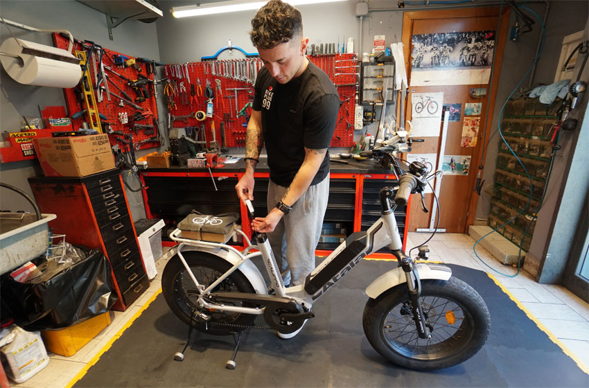 Boma Smart2 e-bike posizionamento sotto sella