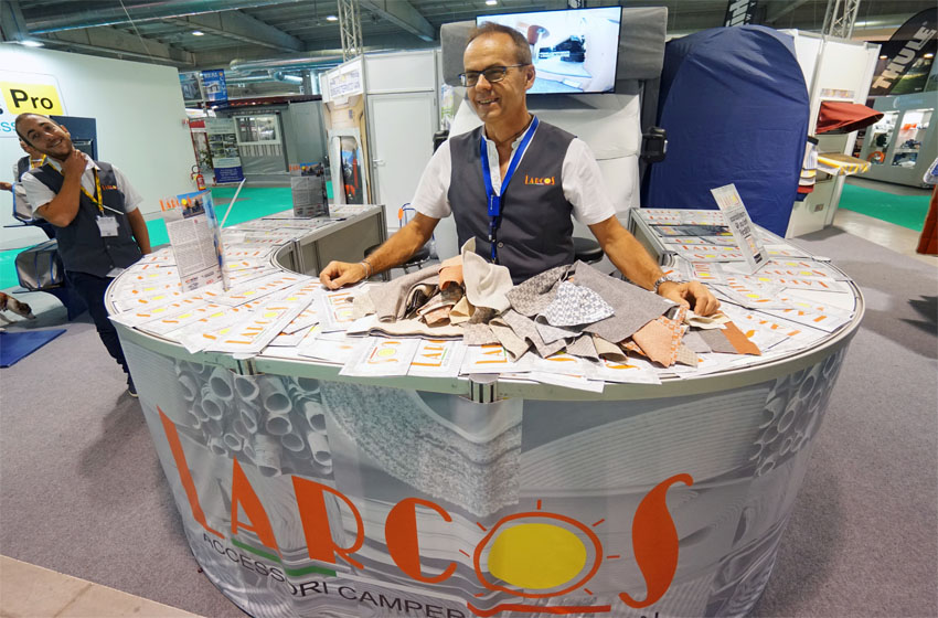 Larcos, tessuti per rivestimenti dinette