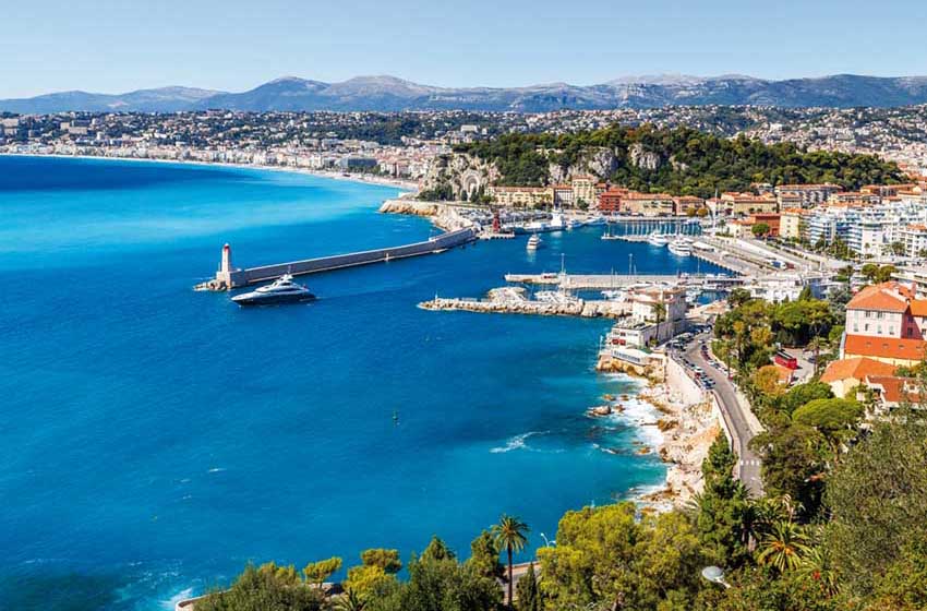 Francia-Nizza-panorama dall'alto-mare e traghetto