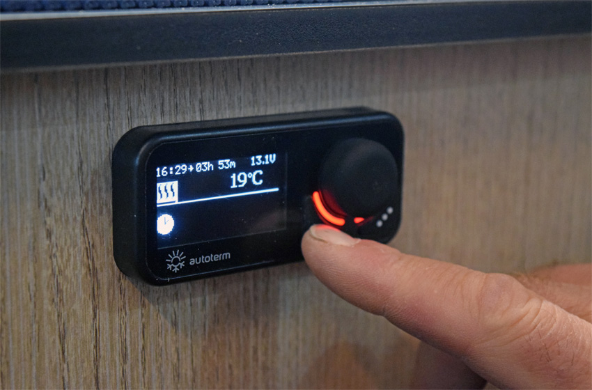 il pannellino di comando dell'Autoterm Air2D
