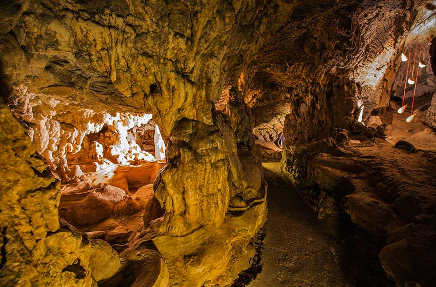 La Grotta di Bossea