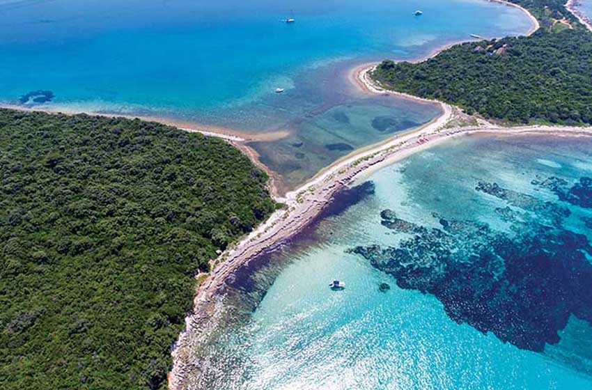 Croazia-Dugi Otok-Baia Pantera dall'alto