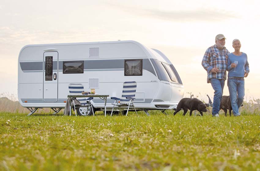Hobby De Luxe 490 KMF