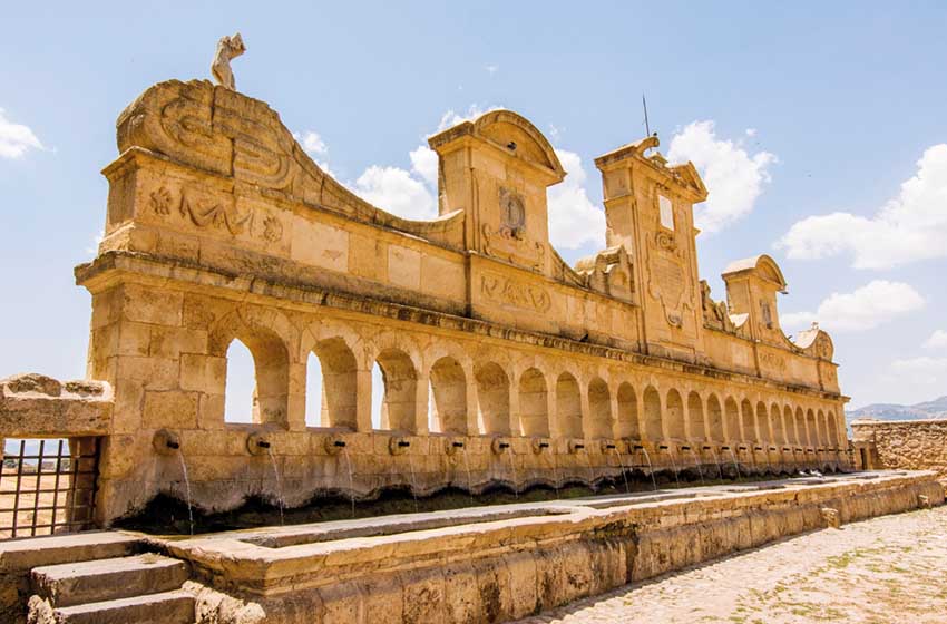 -Sicilia-Leonforte-Veduta della Granfonte-fontana