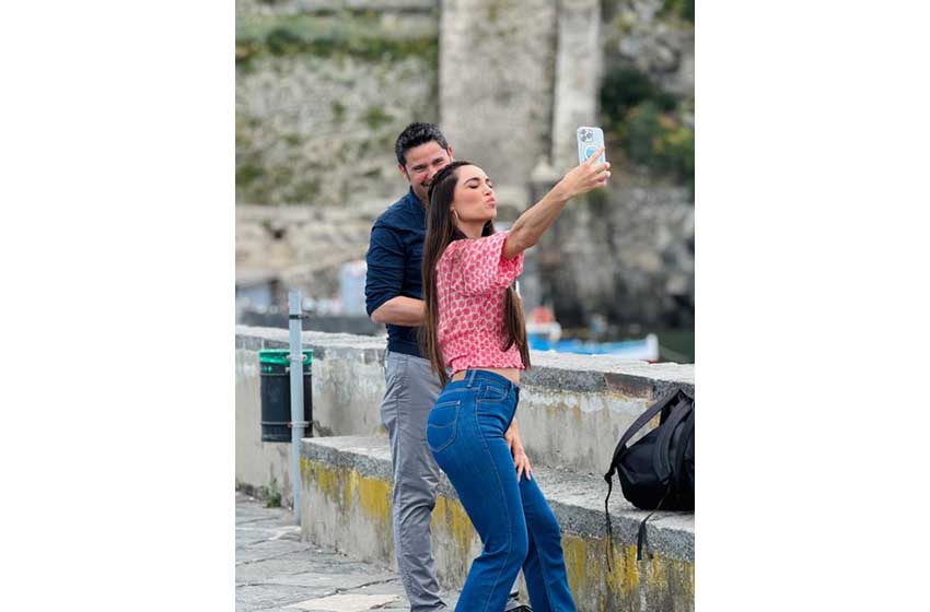 camper rai 1-Tinto e Lorella Boccia-backstage-selfie