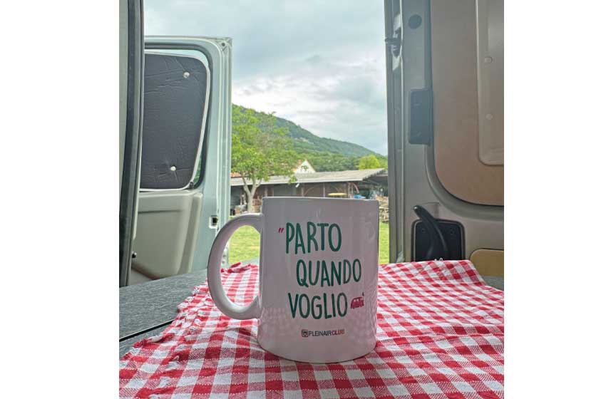 In sosta presso l'azienda Costalunga