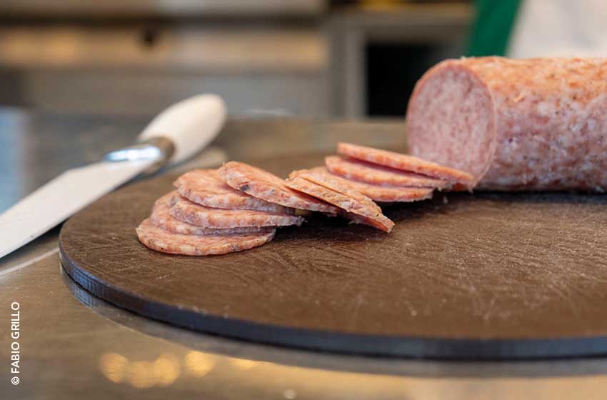 Marche-San Ginesio-ciauscolo-prodotti tipici