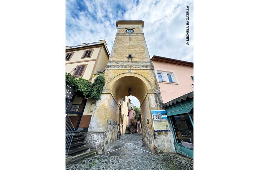 Trevignano Romano, la Torre dell'Orologio