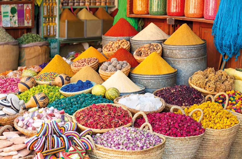 Marocco-Marrakech-Suk-AdobeStock_565260668