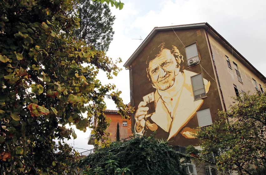 murale alberto sordi