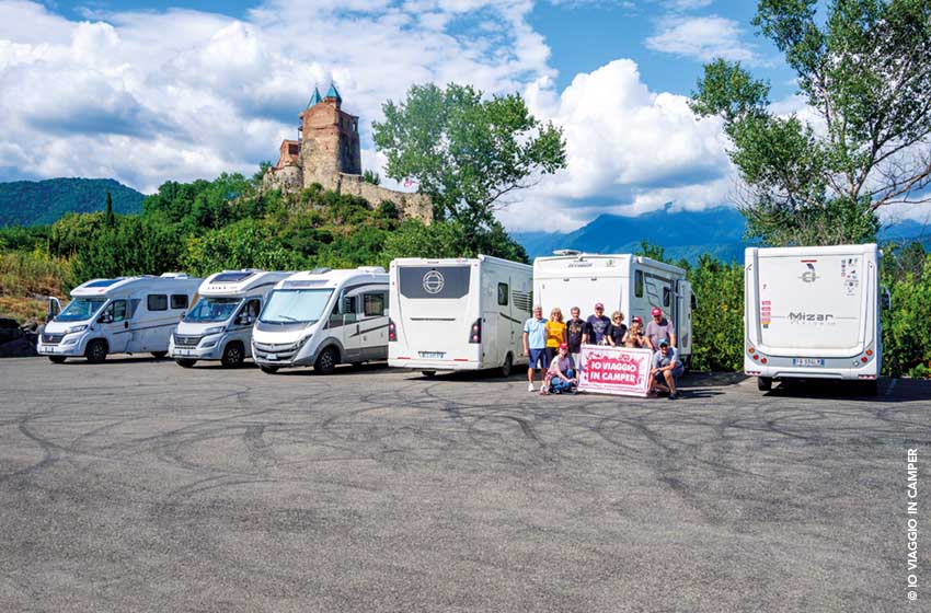 Georgia, la carovana di Io viaggio in camper presso il monastero di Gremi