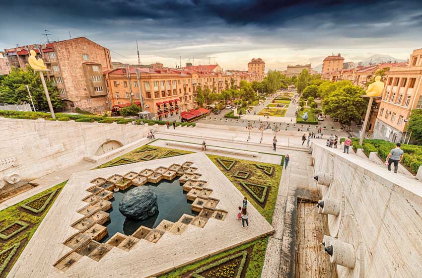 Armenia, Yerevan, la scalinata del Cascade