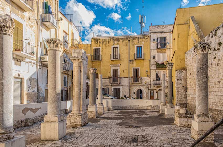 Puglia-Bari-Madonna del Buonconsiglio-Resti della Chiesa-AdobeStock_733373882